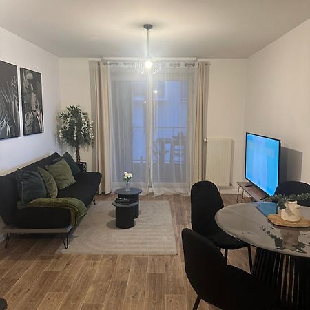 Carrières-sous-PoissyCosy House A 6 Min Du Rer A Et Psaアパートメント エクステリア 写真